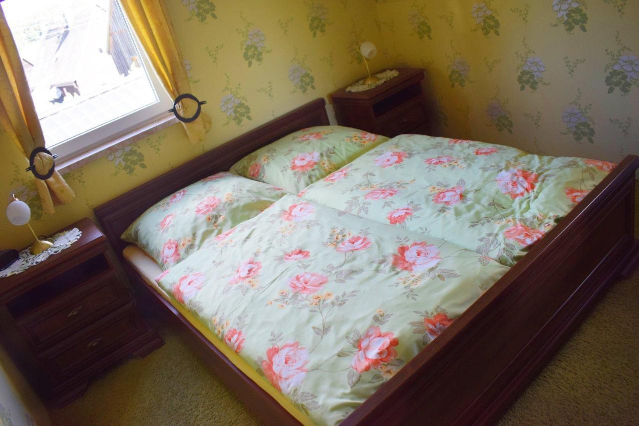 Haus Tadeus Apartment Altenberg ภายนอก รูปภาพ